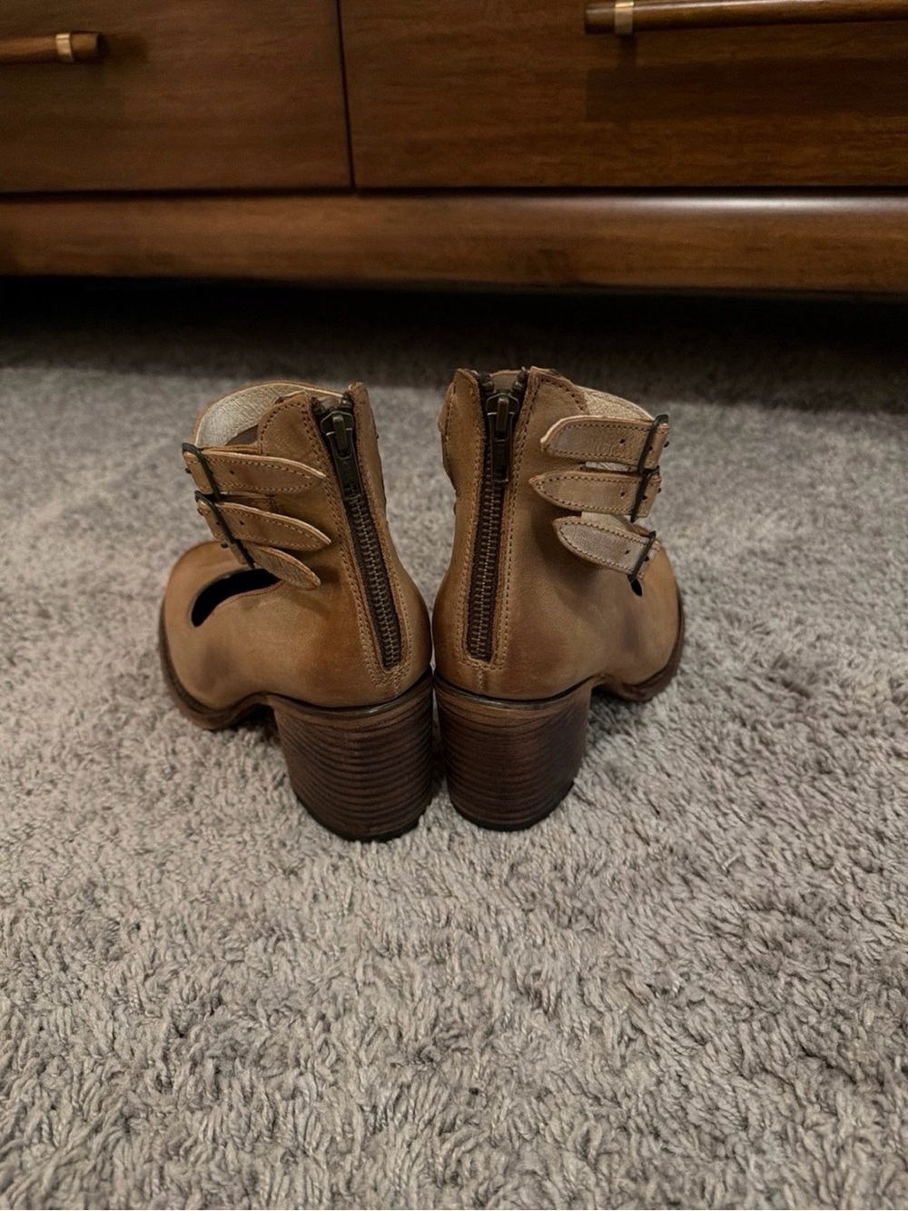 Women’s FREEBIRD Randi Sz 8 - Picture 3 of 5